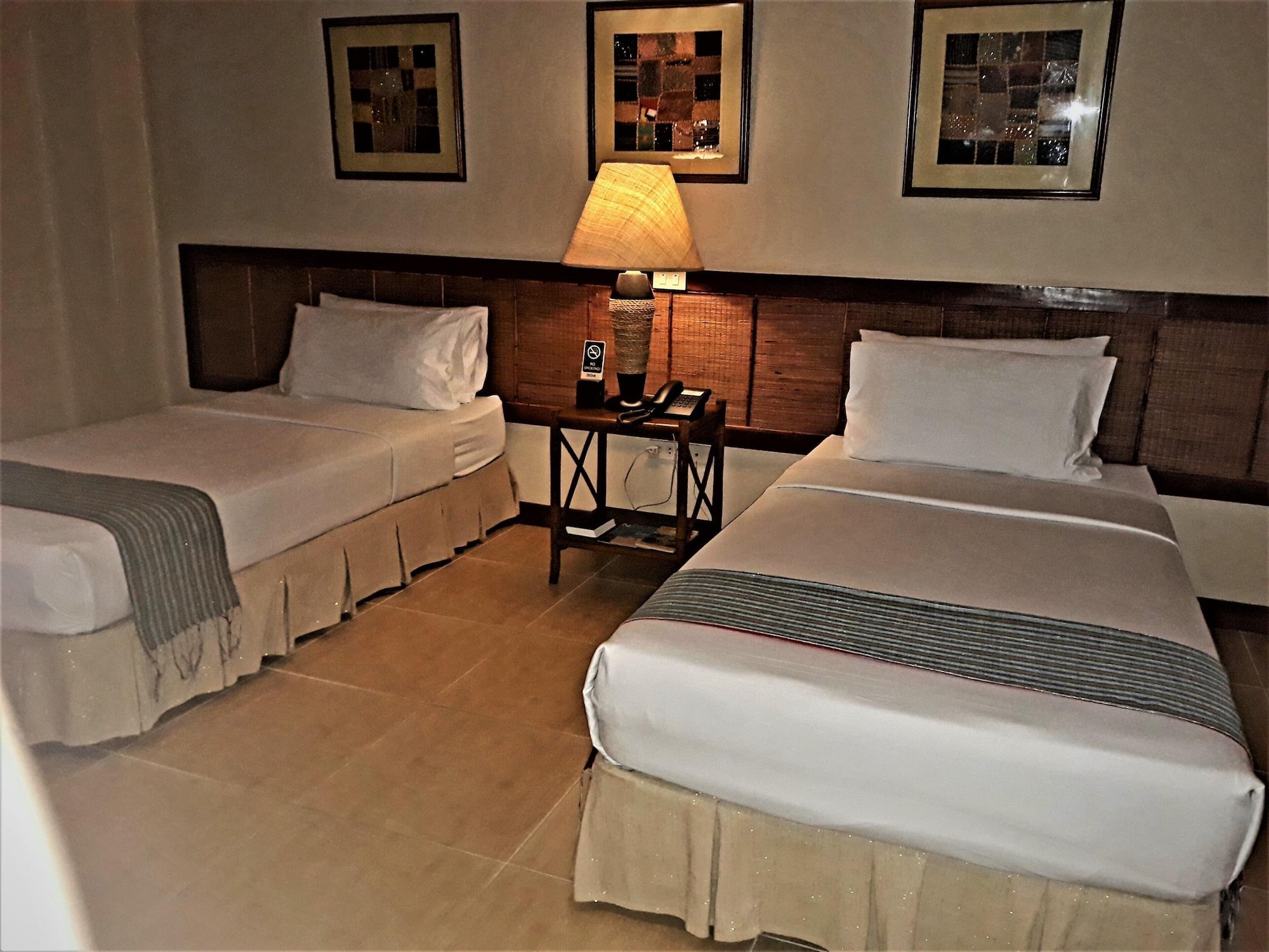 Java Hotel Laoag Exterior foto